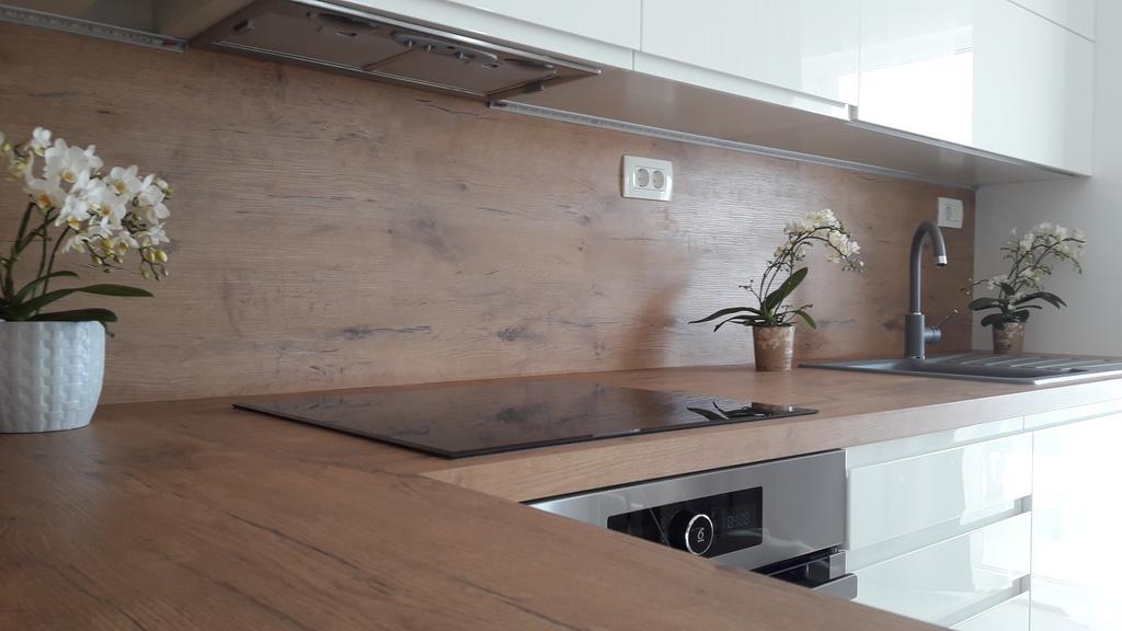 Villa-Apartments Karmel Kaštela エクステリア 写真