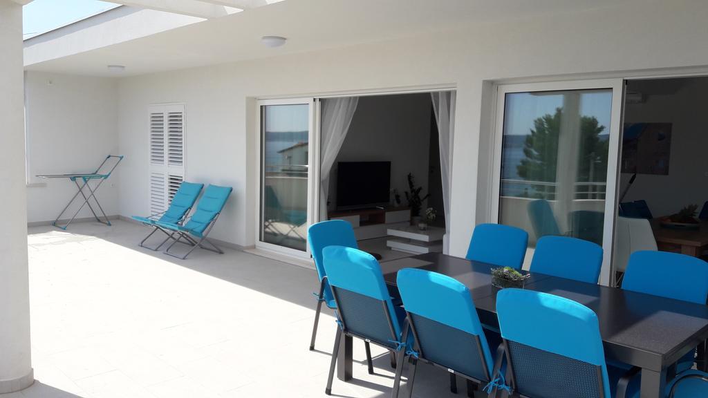 Villa-Apartments Karmel Kaštela エクステリア 写真