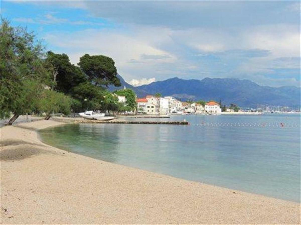 Villa-Apartments Karmel Kaštela エクステリア 写真
